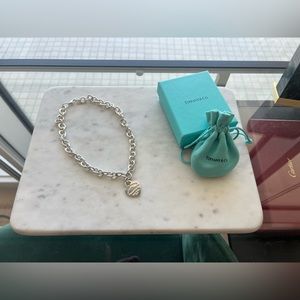 Tiffany Heart Tag Cain Link Necklace (New Condition)